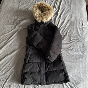 ARITZIA - TNA The Powder Parka